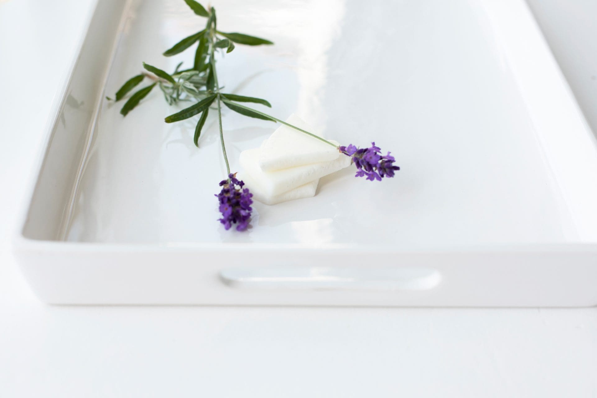 Layering your home fragrance