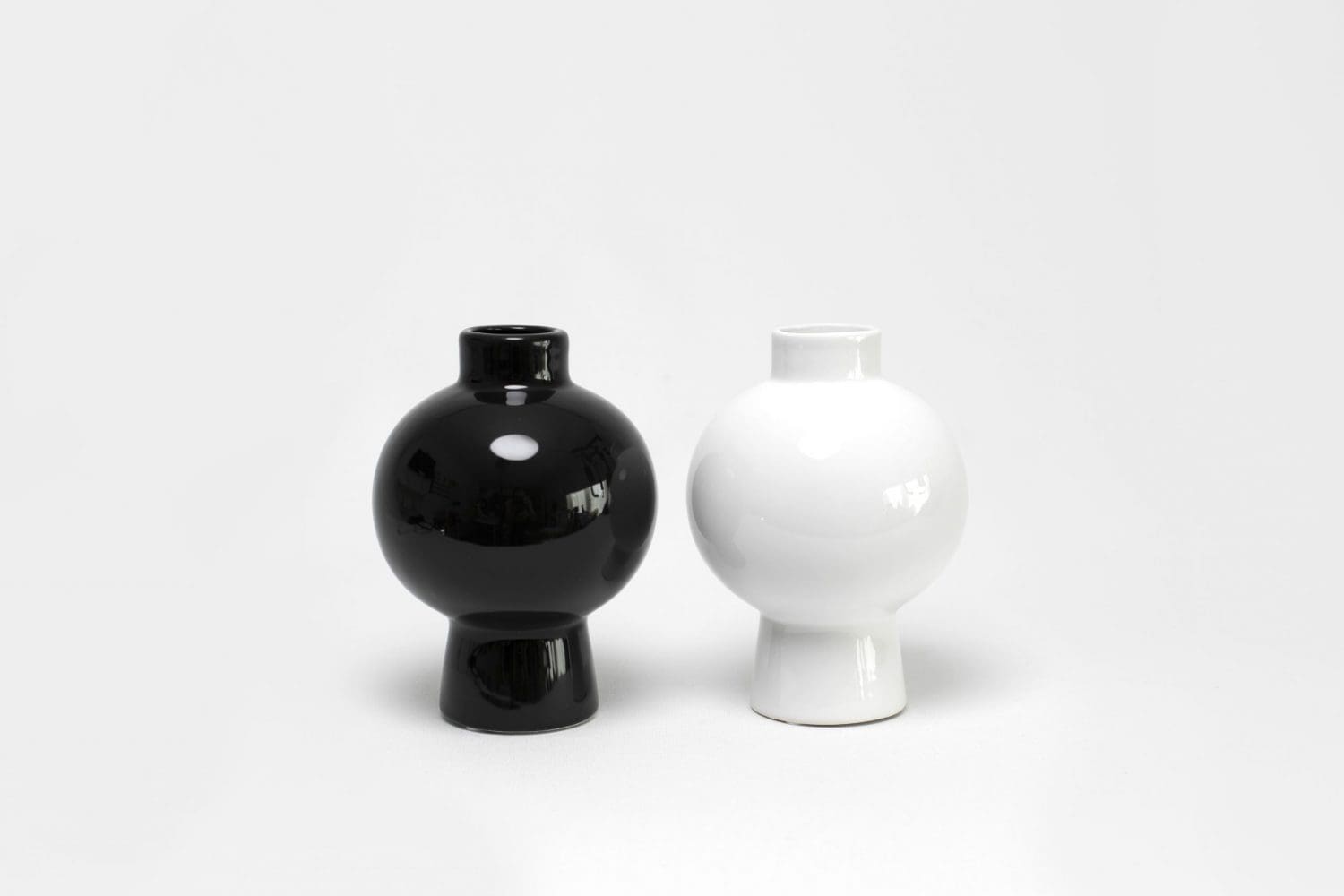 Jura Vase Black - Image 2